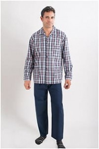 Katoenen geruiten pyjama met knopen