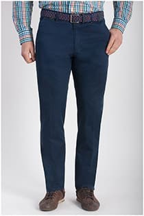 Katoenen vrijetijdsbroek van Plus Man met stretch.