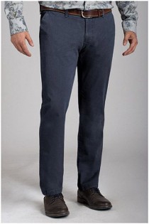 Elastische vrijetijdsbroek van Pionier.