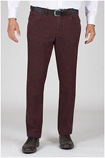 Vrijetijdsbroek met riem van Luigi Morini.