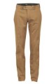Chino van Club of Comfort